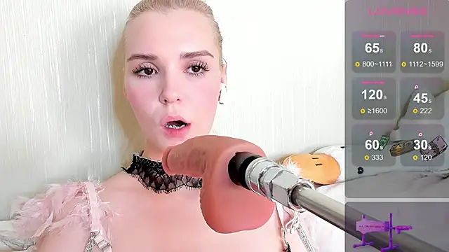 Kaya Devis online show from February 2025 07:58:02 AM