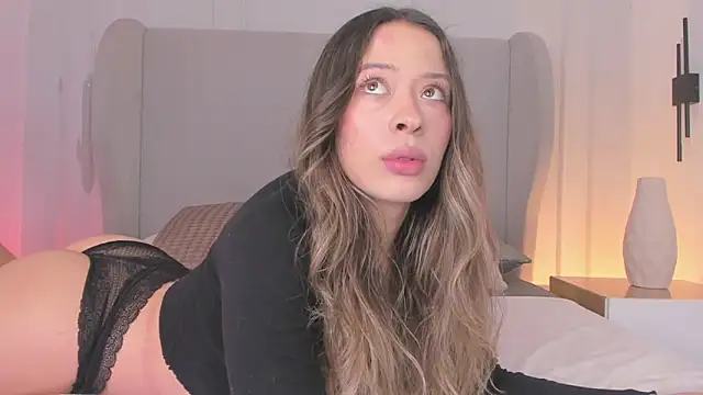 chloe d online show from November 2025 11:42:02 AM