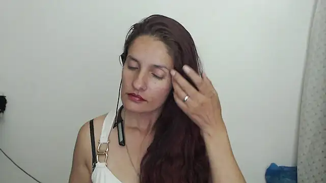 Snapshot of catalina_duran1 chatting on June 2026 03:28:01 AM catalina duran1 online show from June 2026 03:28:01 AM