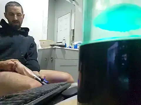 Bi curious86 online show from February 2026 02:03:01 PM