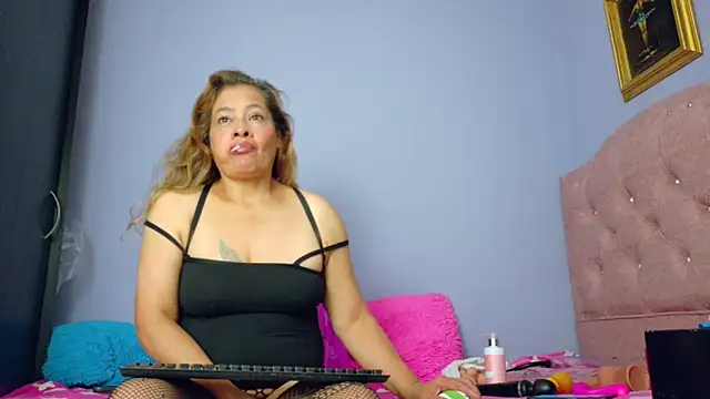 TifanyNasty online show from November 2025 09:53:01 PM