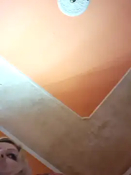 Snapshot of ducicsajsziii chatting on November 2025 07:46:02 PM ducicsajsziii online show from November 2025 07:46:02 PM