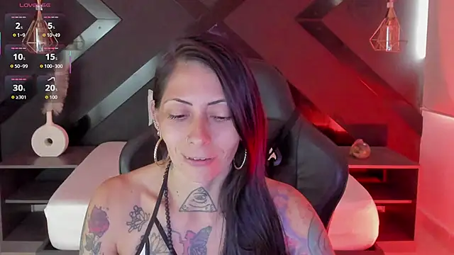 dark gotica online show from January 2026 08:18:02 PM