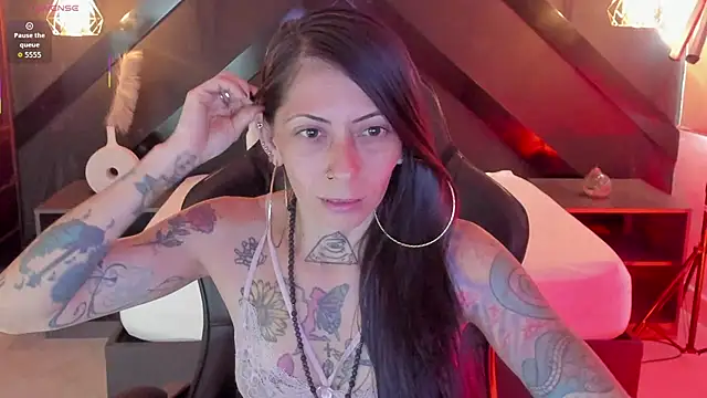 dark gotica online show from February 2026 07:18:01 PM