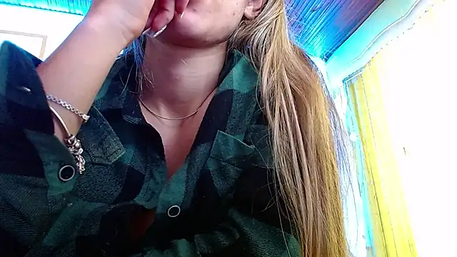Snapshot of Niky_777 chatting on December 2024 06:17:02 PM Niky 777 online show from December 2024 06:17:02 PM