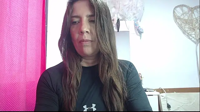 Victoria meester online show from February 2025 04:00:02 PM