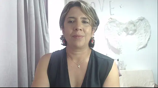 Victoria meester online show from September 2025 08:11:02 PM