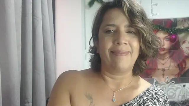 Snapshot of Victoria_meester chatting on December 2025 09:33:01 PM Victoria meester online show from December 2025 09:33:01 PM