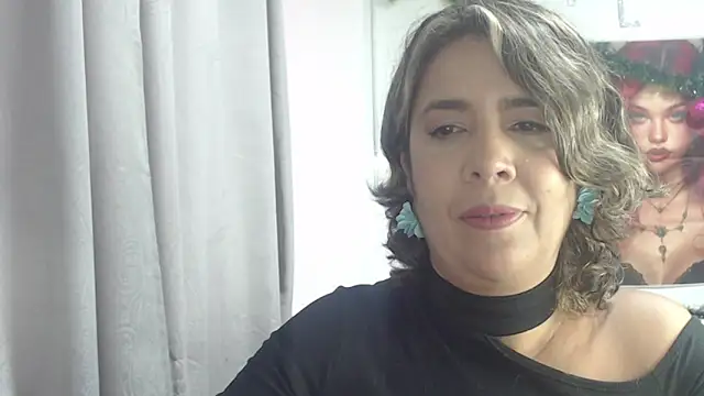 Snapshot of Victoria_meester chatting on January 2026 09:07:02 PM Victoria meester online show from January 2026 09:07:02 PM
