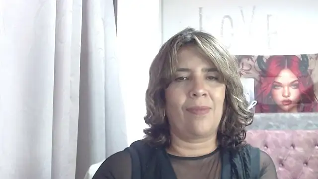 Snapshot of Victoria_meester chatting on March 2026 08:35:02 PM Victoria meester online show from March 2026 08:35:02 PM