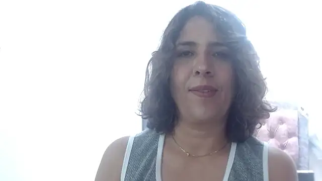 Snapshot of Victoria_meester chatting on May 2026 02:57:01 PM Victoria meester online show from May 2026 02:57:01 PM