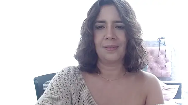 Snapshot of Victoria_meester chatting on June 2026 03:03:01 PM Victoria meester online show from June 2026 03:03:01 PM