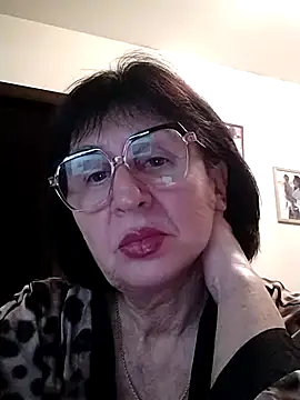 AlbinaXPretty online show from December 2024 09:22:01 PM