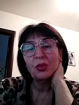 AlbinaXPretty online show from January 2025 01:48:01 PM