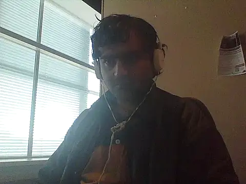 JohnBond009 online show from October 2025 10:32:02 AM