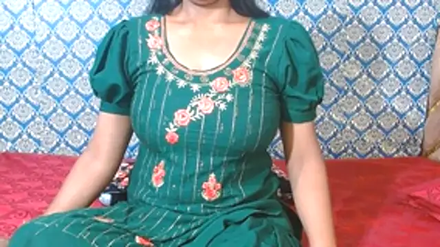 nikitahot3 online show from April 2026 12:33:01 AM