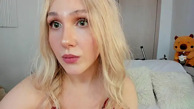 Snapshot of CarolMay chatting on July 2026 10:39:01 AM CarolMay online show from July 2026 10:39:01 AM