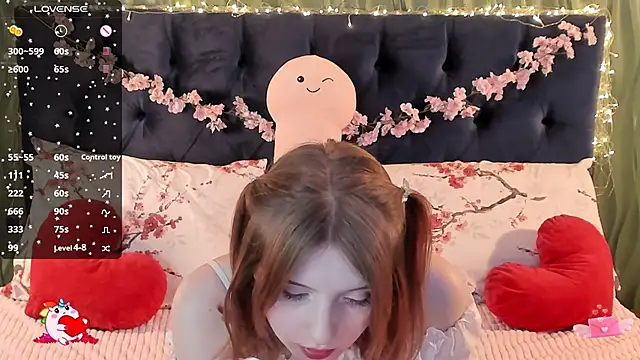 Snapshot of AliceLanley chatting on February 2026 02:22:02 PM AliceLanley online show from February 2026 02:22:02 PM