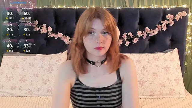 Snapshot of AliceLanley chatting on June 2026 02:32:01 PM AliceLanley online show from June 2026 02:32:01 PM