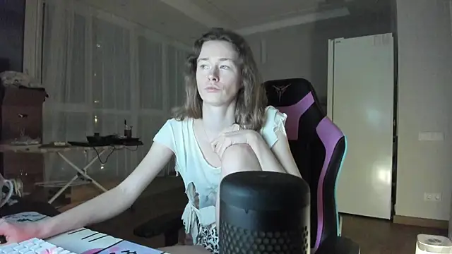 ooksiiii online show from May 2026 11:23:04 PM
