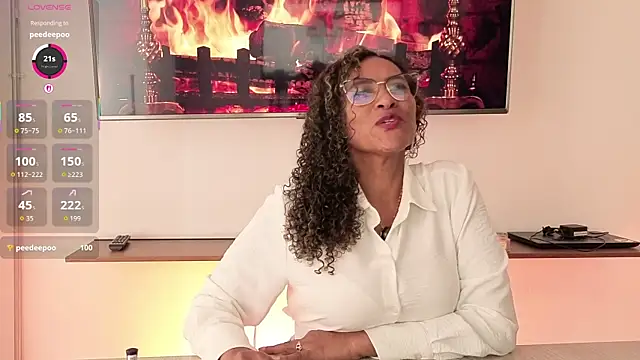  Victoria Hills online show from October 2025 01:09:02 PM