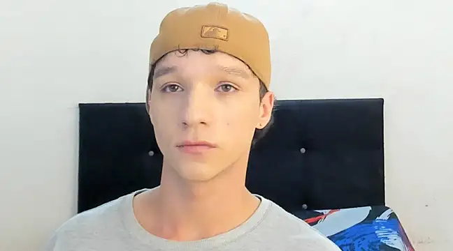 Snapshot of angelcortes chatting on January 2025 10:54:01 AM angelcortes online show from January 2025 10:54:01 AM