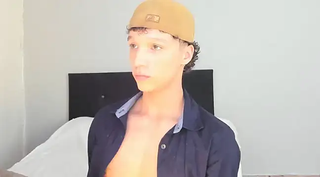 angelcortes online show from March 2025 01:37:01 AM