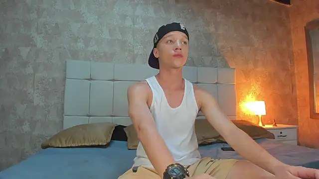 angelcortes online show from November 2025 11:21:02 AM