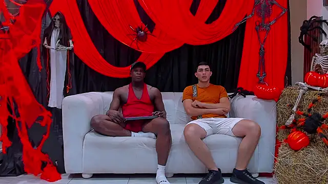 hot  guys  online show from October 2025 07:18:01 PM