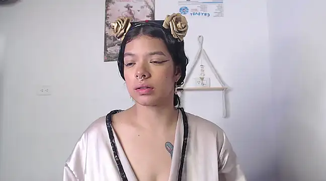 Snapshot of yungelitamor_ chatting on February 2025 08:35:01 AM yungelitamor online show from February 2025 08:35:01 AM