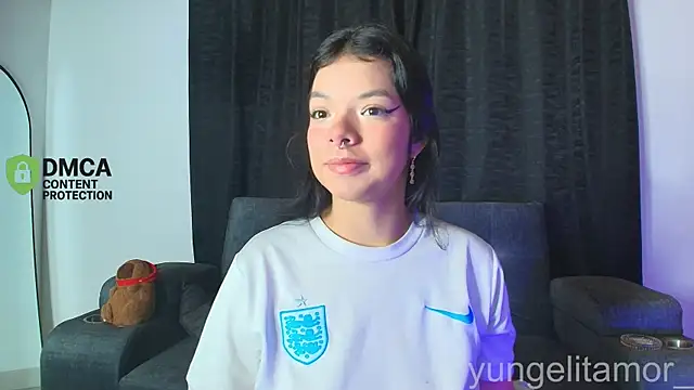 Snapshot of yungelitamor_ chatting on November 2025 05:08:02 AM yungelitamor online show from November 2025 05:08:02 AM