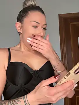 petrouchkaaa  online show from February 2026 09:04:02 AM