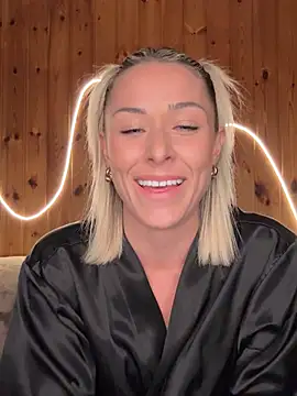 petrouchkaaa  online show from April 2026 07:55:01 PM