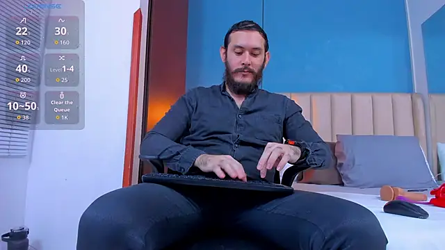 jeanpiere  online show from October 2025 03:07:02 AM