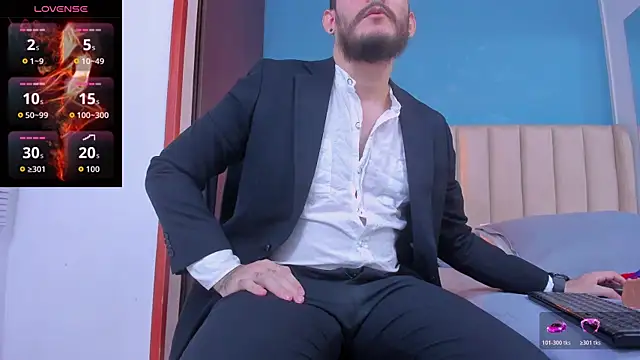 jeanpiere  online show from November 2025 10:35:01 PM