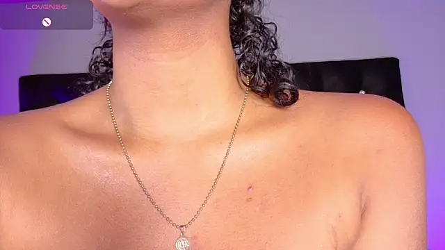 charlotteeruss online show from January 2025 09:10:01 PM