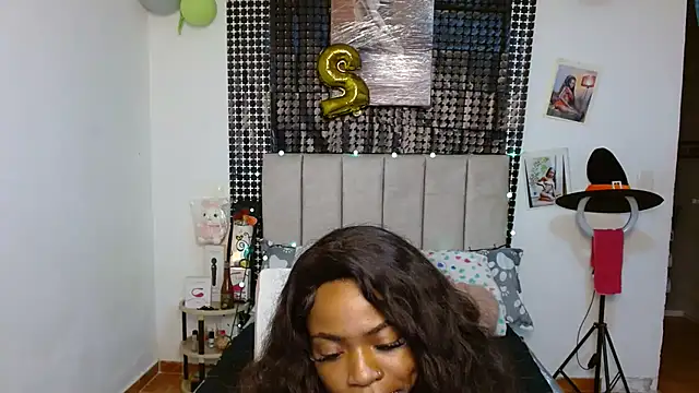 Wilson Siara online show from October 2025 04:33:01 AM