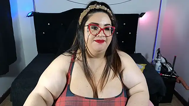 Snapshot of anacohen chatting on December 2024 07:10:01 AM anacohen online show from December 2024 07:10:01 AM