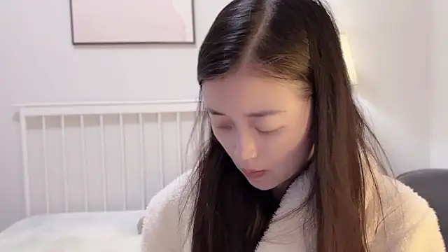 A-xena online show from March 2025 01:49:01 PM