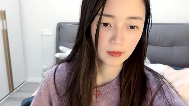 A-xena online show from March 2025 02:01:02 PM