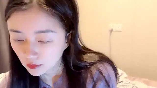 A-xena online show from March 2025 02:15:02 AM