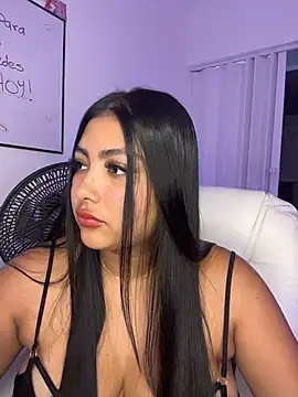 NatashaBrown12 online show from October 2025 01:24:02 PM