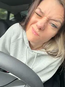 Snapshot of LadyLena1 chatting on November 2025 06:45:01 PM LadyLena1 online show from November 2025 06:45:01 PM