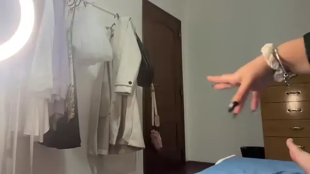 bybabyblue online show from November 2025 09:36:01 PM