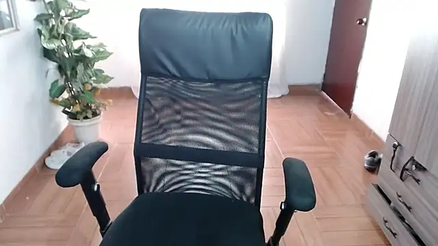 Queen camila online show from February 2026 09:41:01 PM