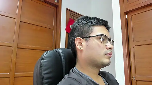 willy colombia online show from January 2025 07:29:02 PM