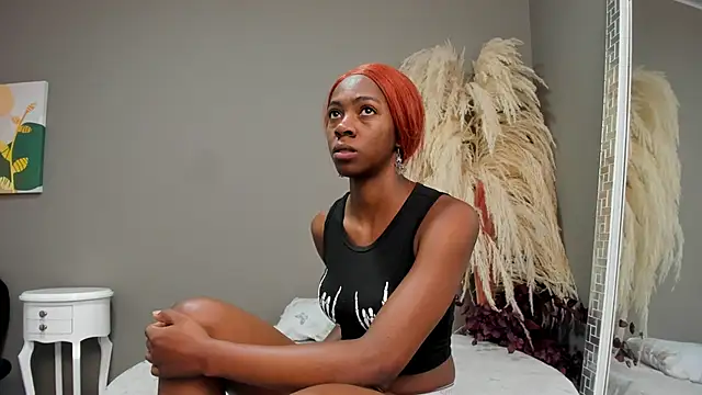 Shanelle   online show from October 2025 01:07:02 PM