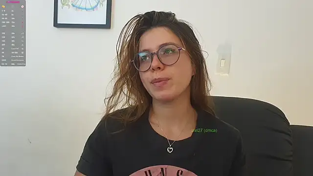 Snapshot of irinasweet27 chatting on January 2025 10:58:02 AM irinasweet27 online show from January 2025 10:58:02 AM