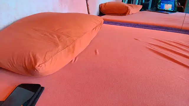 ROXYNL online show from September 2025 11:01:02 AM