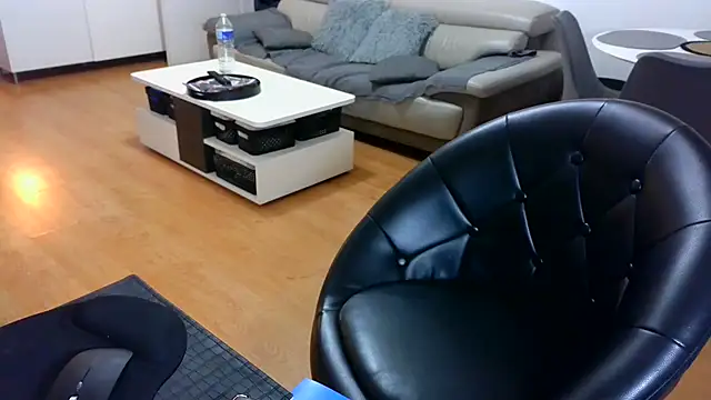 sarametisse26 online show from December 2025 07:14:02 AM